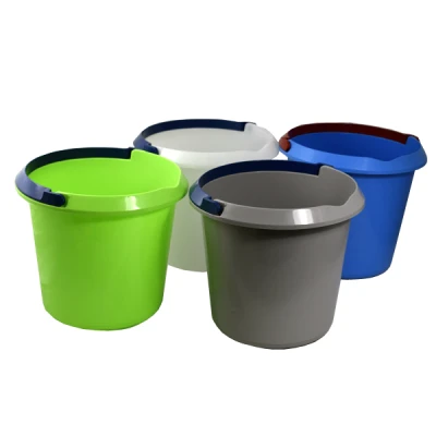 WIADRO 7L Z  WYLEWKĄ