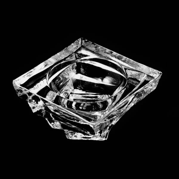 AN-ŚWIECZNIK SZKLANY CAMELIA