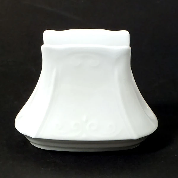 CHODZIEŻ-SERWETNIK *KAMELIA* 000