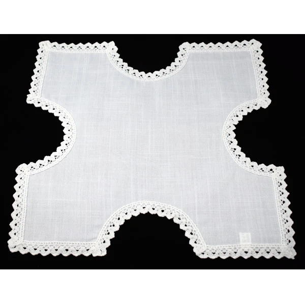 MESA-SERWETKA 45X45 BIAŁA *KRZYŻ* /1/