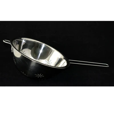 MX0124-DURSZLAK Z RĄCZKĄ NIERDZ. 24CM