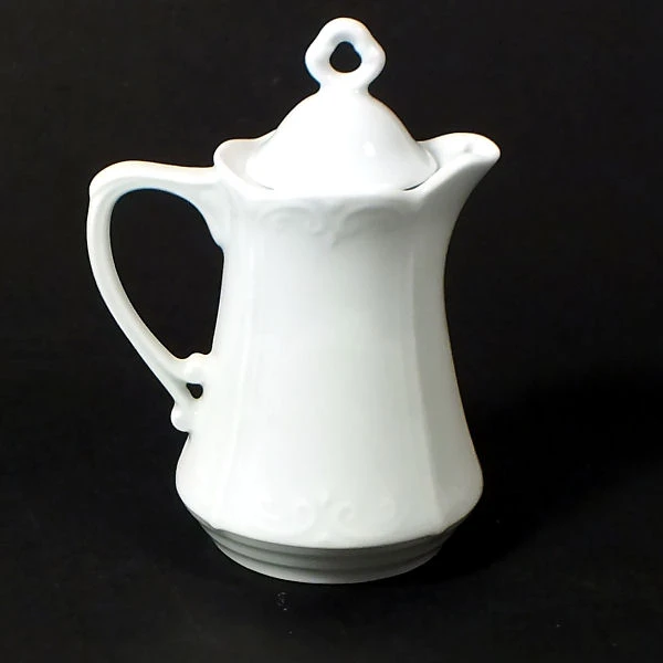 CHODZIEŻ-BUTELKA DO OLIWY *KAMELIA* 000