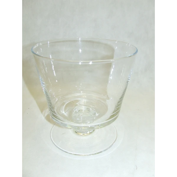 KLAUDIA-SALATERKA *2040*