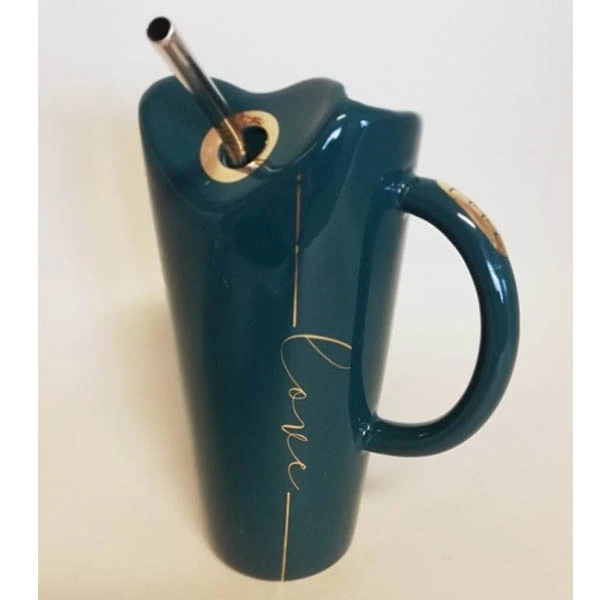 MON-KUBEK ZE SŁOMKĄ 480ML 0473