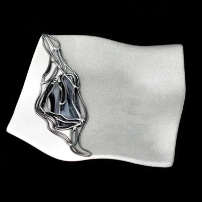 CER-PODSTAWKA FALOWANA KWADRAT *DECOR WITRAŻ 1/2 BROKAT BIAŁY* C-639-1/2W