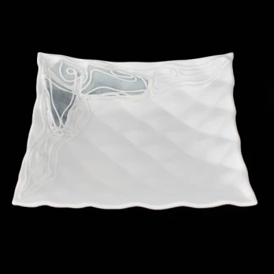 CER-SALATERKA KWADRAT PODUSZKA ŚR. *DEKOR WITRAŻ-BIAŁY* C-957W