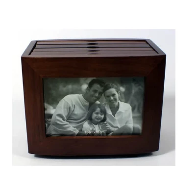 TOM-ALBUM DREWNO 96 ZDJĘĆ WY6062