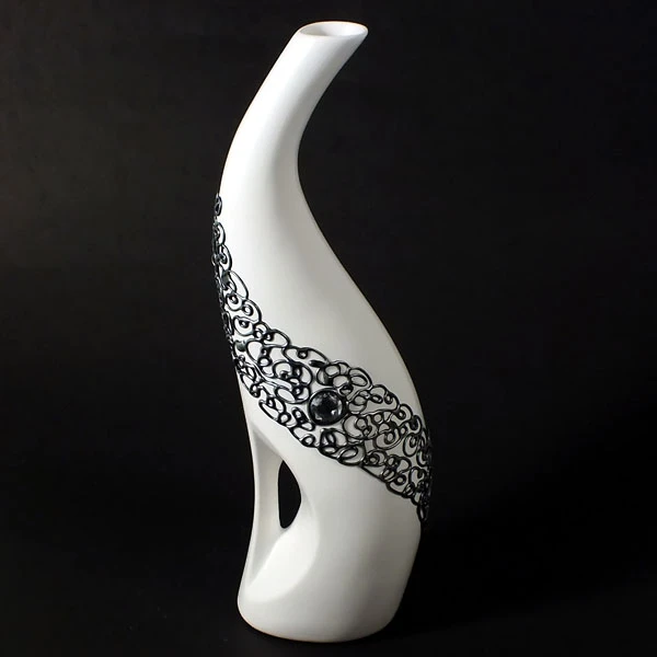 CER-BUTELKA KRZYWA Z DZIURĄ *DEKOR SREBRO* C-036DS