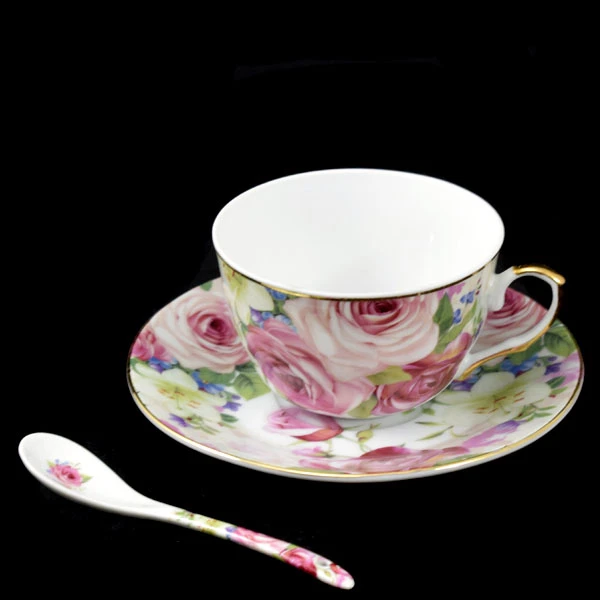 BM-FILIŻANKA+SPODEK 2+2 Z ŁYŻECZKAMI RRO006