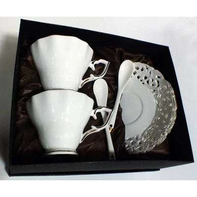 4WD-KPL. KAWA 2+2+ŁYŻECZKI *BIAŁA DAMA* WGBD006