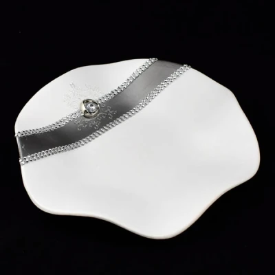 CER-PODSTAWKA FALOWANA OKRĄGŁA *DECOR PASEK BIAŁY* C-638P