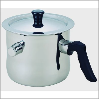 MX1111-GARNEK DO MLEKA 1L Z GWIZDKIEM Z POKRYWĄ