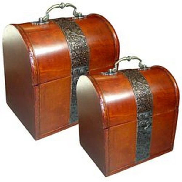 TOM-2 KUFRY DREWNIAN. 22H89-3