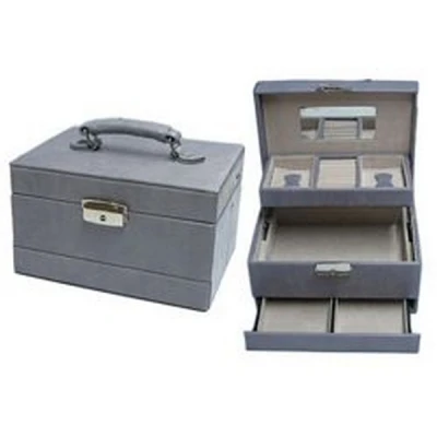 TOM-KUFEREK NA BIŻUT.P027-701