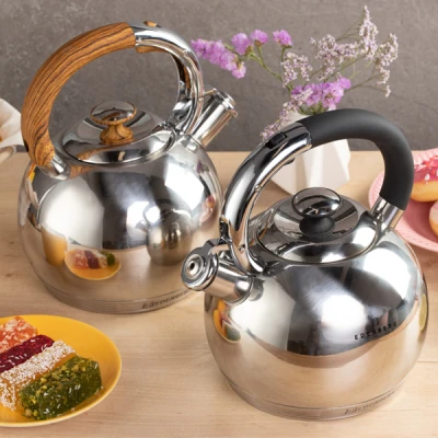 EB-CZAJNIK NIERDZ.BARYŁKA POŁ DREW/CZARNA RĄCZKA 3L 7006